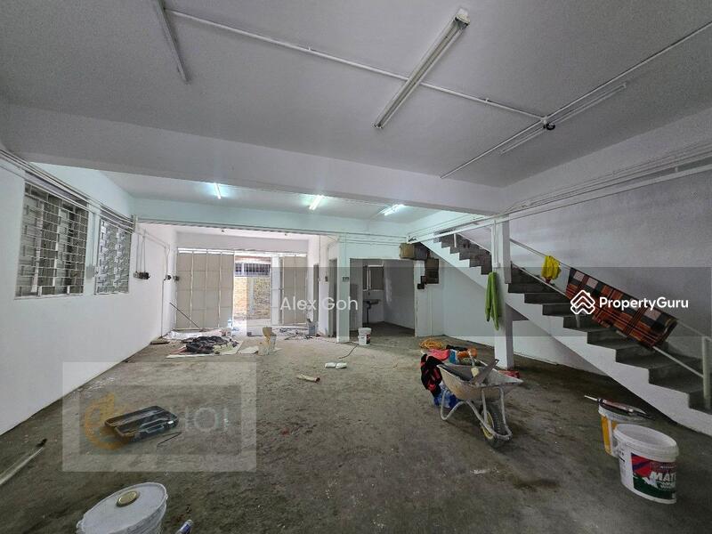 Untuk Disewa - Sg Rasau Industrial Park 1.5sty Semi-D Factory 35x66 Newly Refurbished